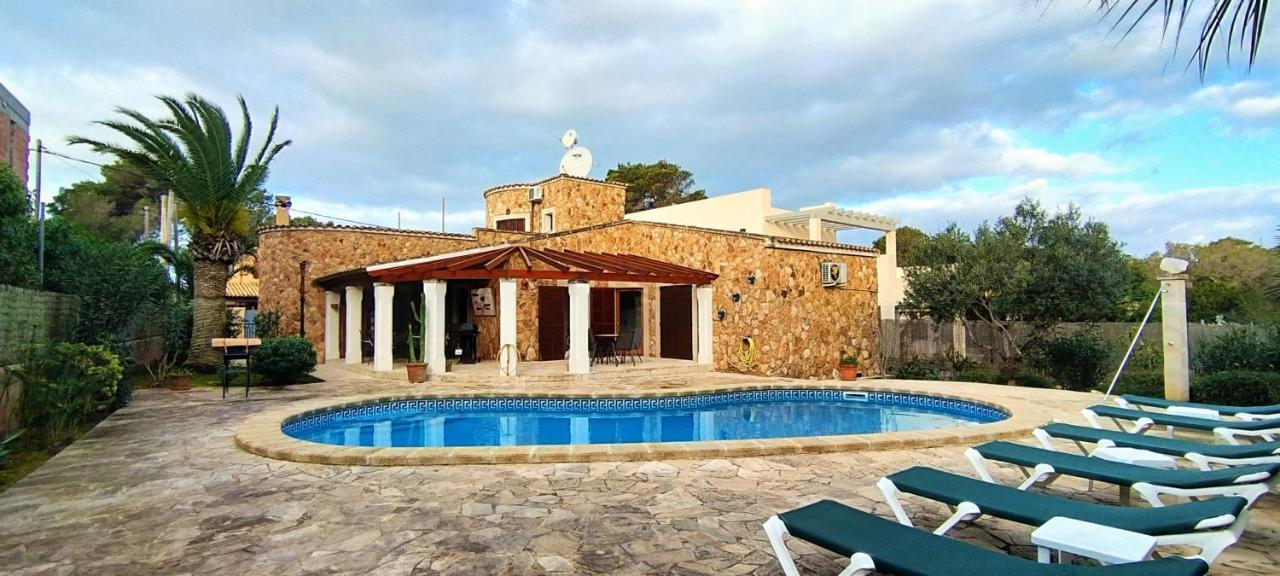 סנטני Villa Sanchez In Strandnahe Mit Pool, Jacuzzi, Klima, Wifi, Gas Bbq מראה חיצוני תמונה