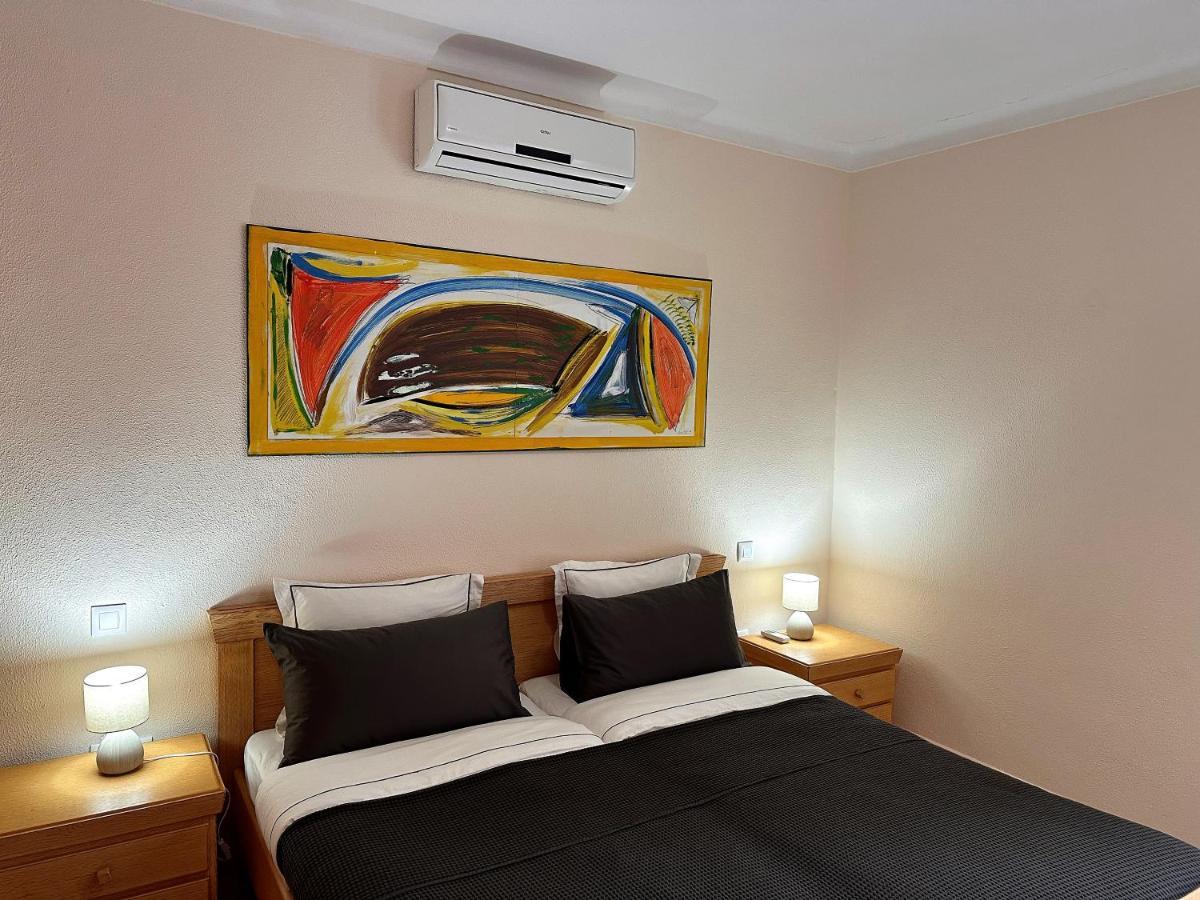 סנטני Villa Sanchez In Strandnahe Mit Pool, Jacuzzi, Klima, Wifi, Gas Bbq מראה חיצוני תמונה